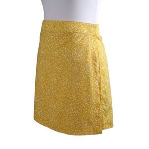 RipSkirt Hawaii Wrap Skirt Size XL Yellow White Floral Print Quick Dry Travel EU
